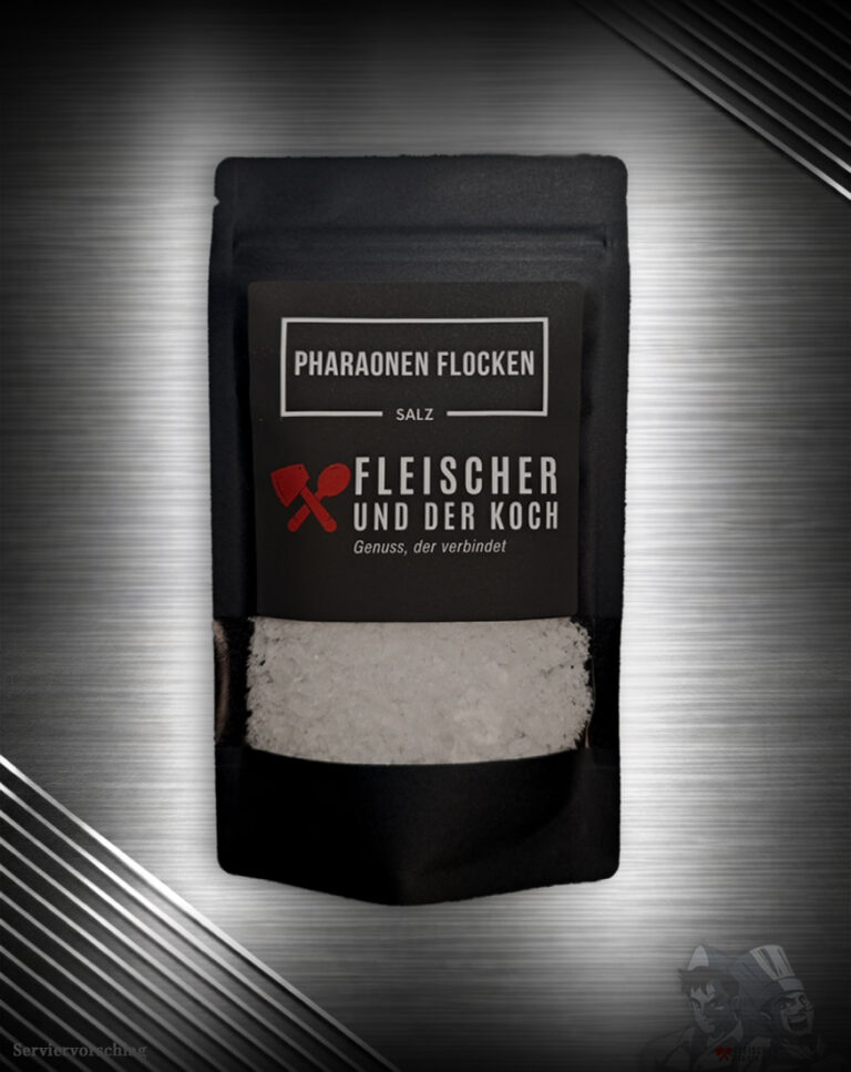 Pyramiden Salz – FuK Pharaonen-Flocken in einer Schale, neben frischem Gemüse