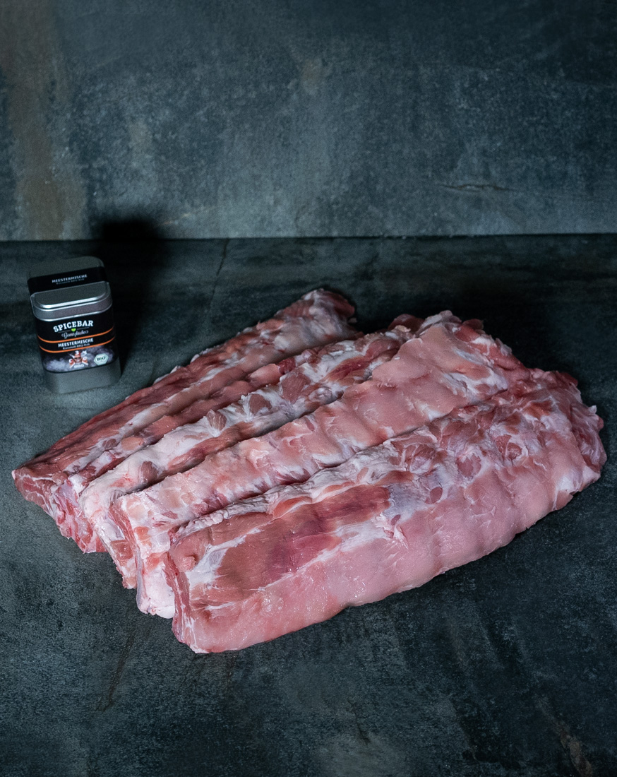 030 BBQ Baby Back Ribs Pack – Grillgenuss in Perfektion 030 BBQ Baby Back Ribs Pack – Premium Baby Back Ribs vom Duroc Schwein